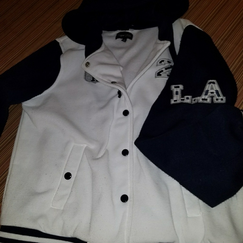 New Jacket - Picture 2 of 3